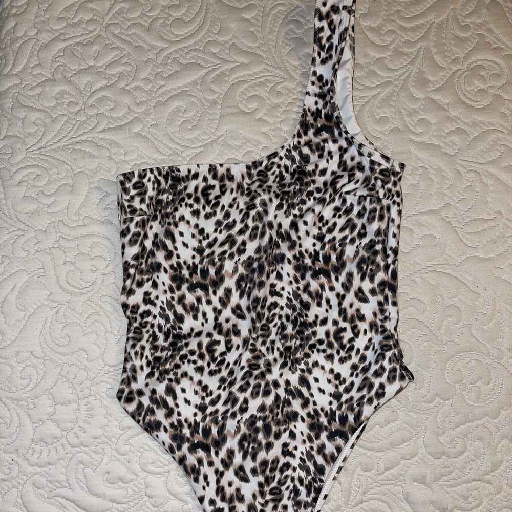 House of CB Cheetah print swimsuit!